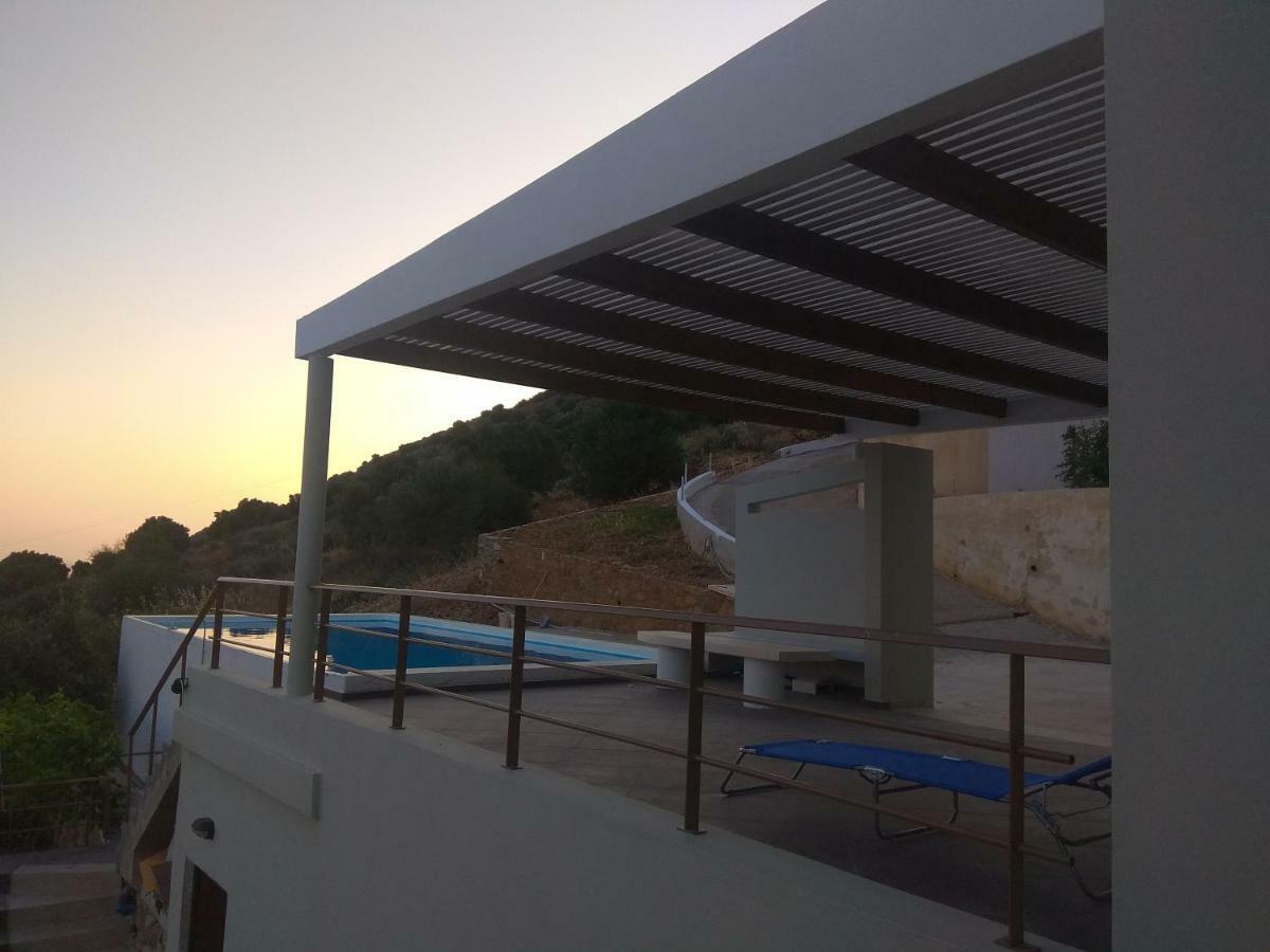 Villa Gusta Tholos  Luaran gambar